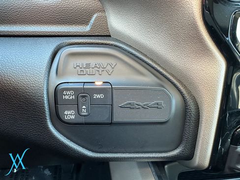 Used 2024 RAM 2500 Laramie AWD/4WD image 43