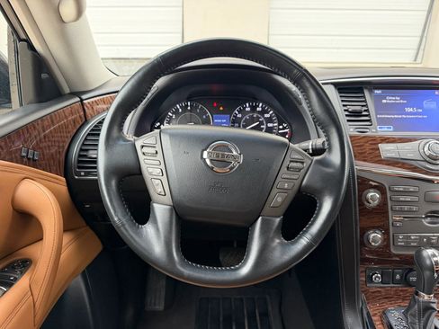 Used 2017 Nissan Armada Platinum image 11