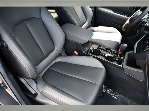 Used 2026 Subaru Forester Wilderness AWD/4WD image 32