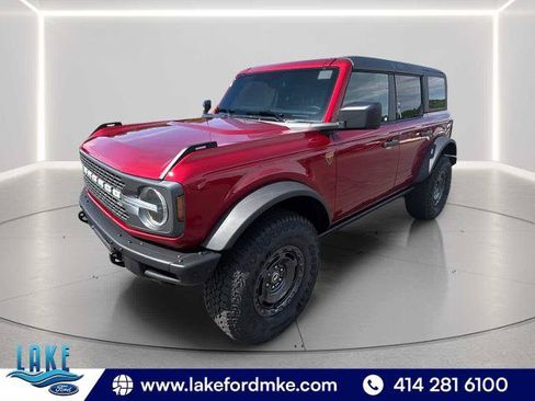 Certified 2025 Ford Bronco Badlands w/ Sasquatch Package AWD/4WD image 3
