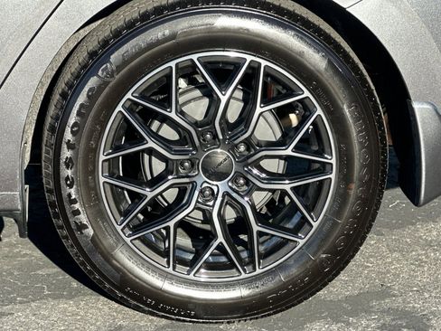 Used 2025 Nissan Sentra S image 43