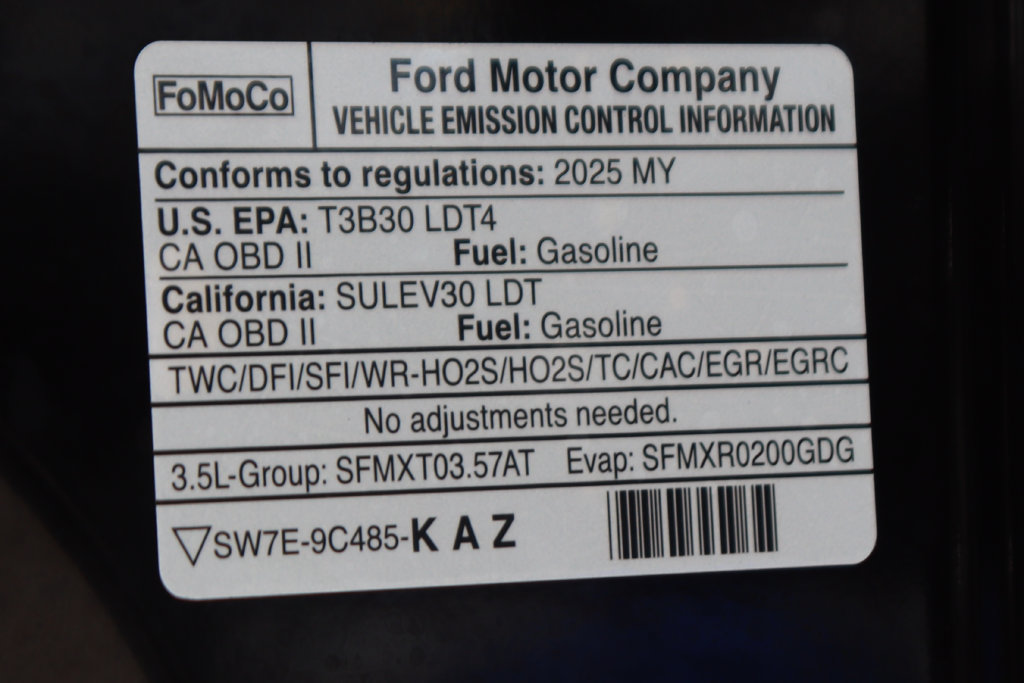 Used 2025 Ford Expedition Active AWD/4WD image 17