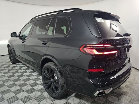 Used 2025 BMW X7 xDrive40i w/ M Sport Package AWD/4WD image 14