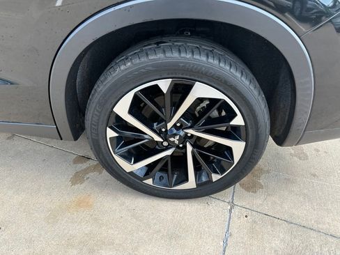 Used 2022 Mitsubishi Outlander SE FWD image 8