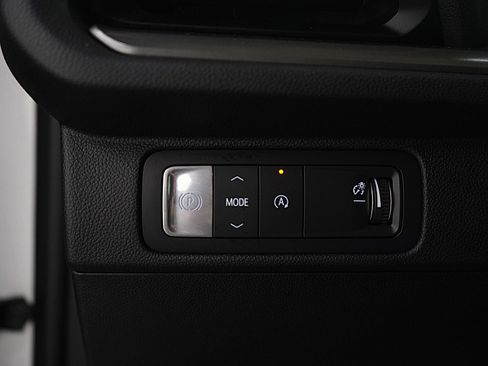 Used 2024 Chevrolet Traverse LT FWD image 30