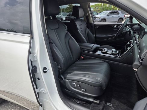 Used 2025 Genesis GV80 2.5T Standard AWD/4WD image 18