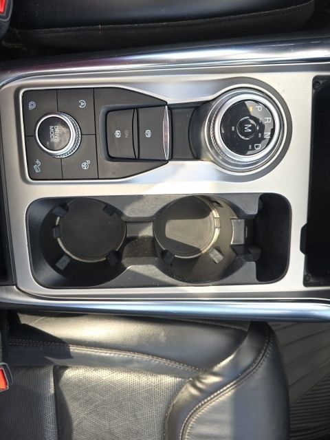 Used 2021 Ford Explorer Platinum w/ Equipment Group 601A AWD/4WD image 18