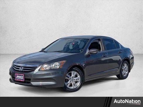 Used 2011 Honda Accord SE image 1