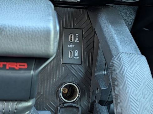 Used 2024 Toyota Tacoma TRD Off-Road w/ TRD Off Road Upgrade Package image 17