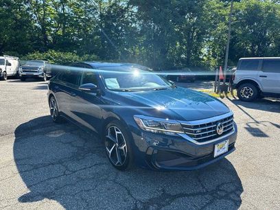 Used 2020 Volkswagen Passat 2.0T R-Line