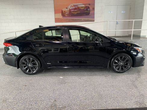 Used 2023 Toyota Corolla SE w/ SE Package AWD/4WD image 11