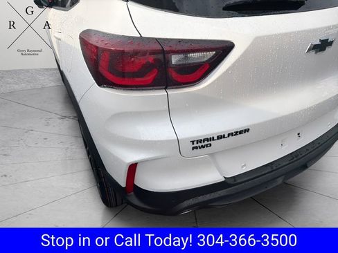New 2026 Chevrolet TrailBlazer RS w/ Convenience Package AWD/4WD image 8