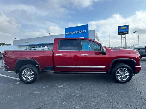 Used 2026 Chevrolet Silverado 2500 High Country w/ High Country Premium Package image 5