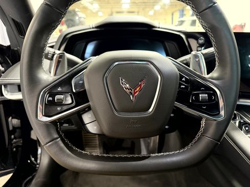 Used 2023 Chevrolet Corvette Stingray Coupe w/ 1LT RWD image 17