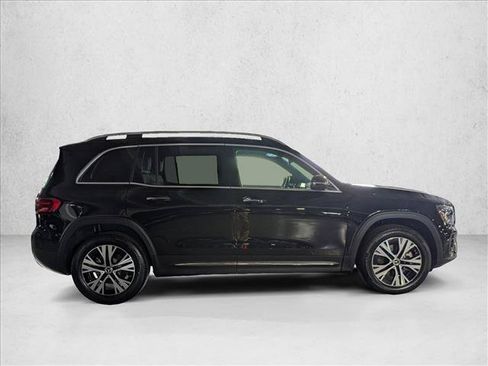 Certified 2025 Mercedes-Benz GLB 250 image 7