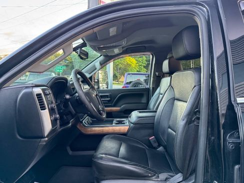 Used 2018 Chevrolet Silverado 3500 LTZ w/ Snow Plow Prep Package AWD/4WD image 25