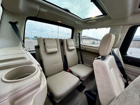 Used 2016 Land Rover LR4 HSE Silver Edition image 29