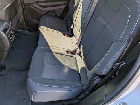 Used 2023 Jeep Grand Cherokee Laredo w/ Luxury Tech Group I image 23