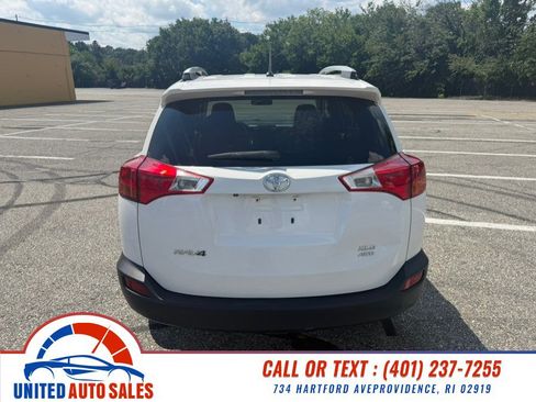 Used 2013 Toyota RAV4 XLE AWD/4WD image 4