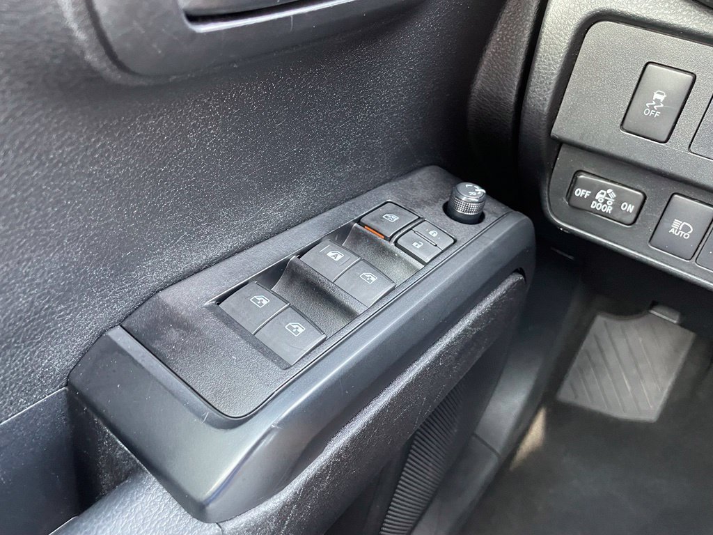 Used 2022 Toyota Tacoma SR w/ SR Convenience Package RWD image 13