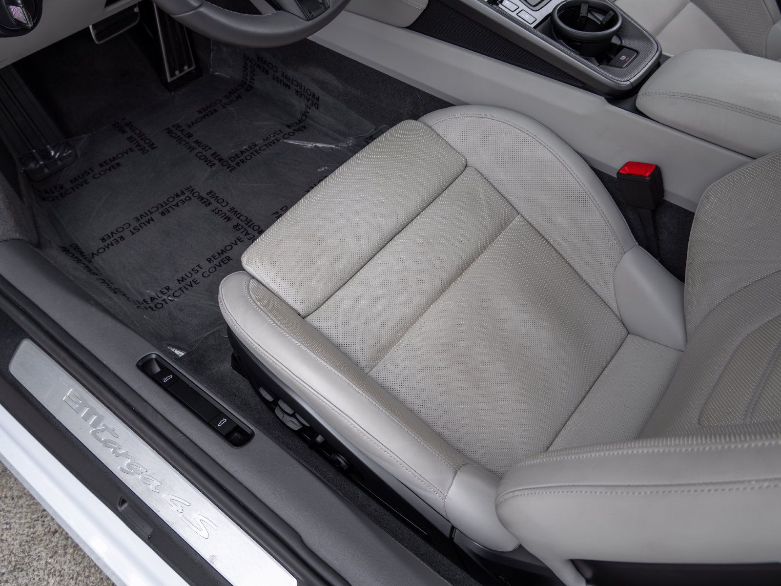 Certified 2024 Porsche 911 Targa 4S AWD/4WD image 31