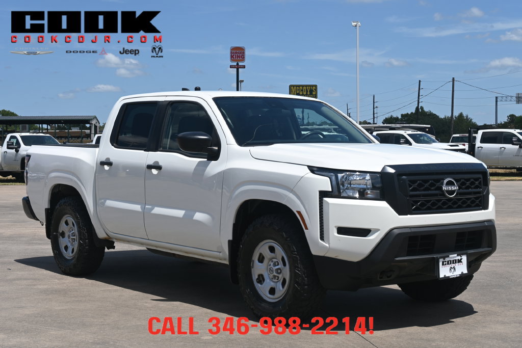 Used 2022 Nissan Frontier S AWD/4WD image 2
