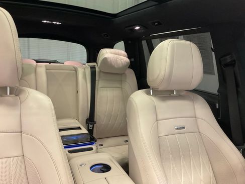 Used 2023 Mercedes-Benz GLS 63 AMG 4MATIC image 33