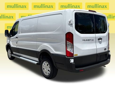 Certified 2025 Ford Transit 250 Low Roof w/ Exterior Upgrade Package RWD image 11