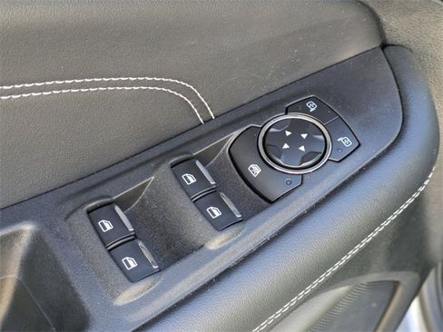 Used 2024 Ford Edge Titanium image 14