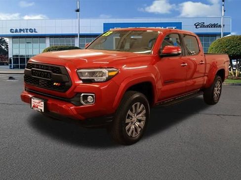 Used 2023 Toyota Tacoma Limited image 4
