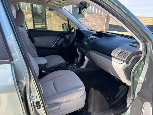 Used 2015 Subaru Forester 2.5i w/ Alloy Wheel Package image 5