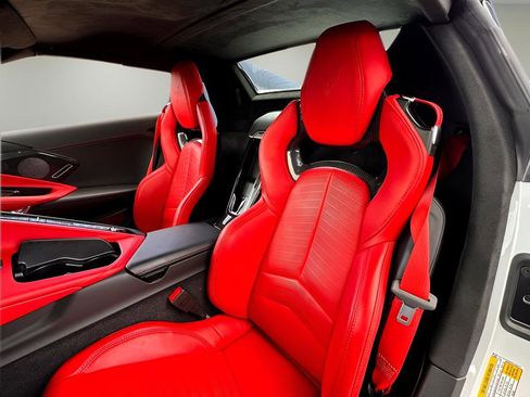 Used 2023 Chevrolet Corvette Stingray Premium Conv w/ Z51 Performance Package image 24