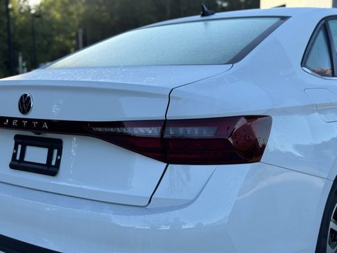 New 2025 Volkswagen Jetta S image 8