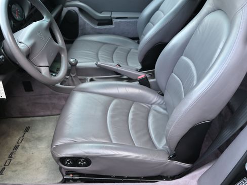 Used 1997 Porsche 911 Carrera 4 image 25