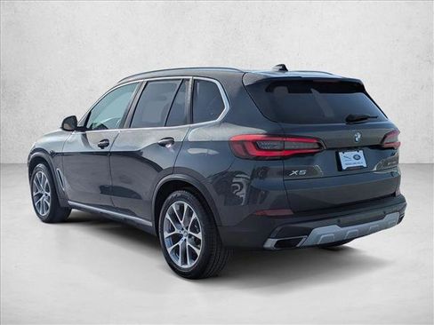 Used 2022 BMW X5 sDrive40i w/ Executive Package image 8