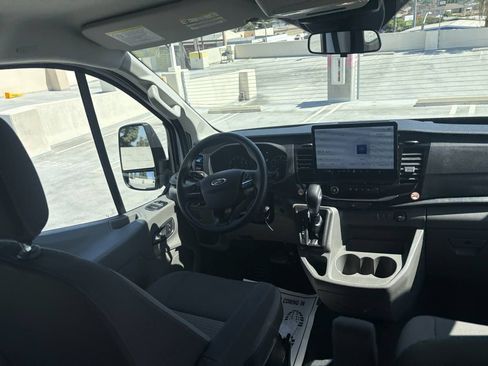 Used 2024 Ford Transit 350 XLT RWD image 18