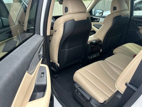Used 2023 Acura MDX FWD image 14