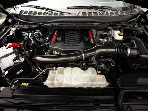 Used 2025 Ford F150 Raptor AWD/4WD image 24