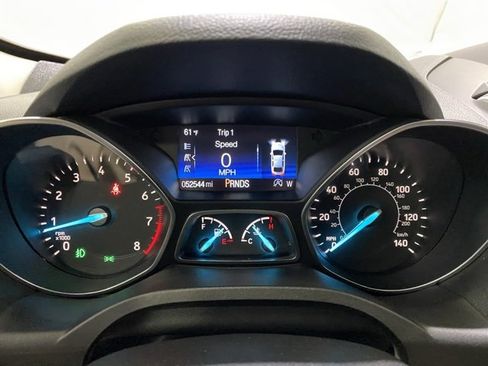 Used 2019 Ford Escape Titanium w/ U9j03 - Titanium Tow Package image 17