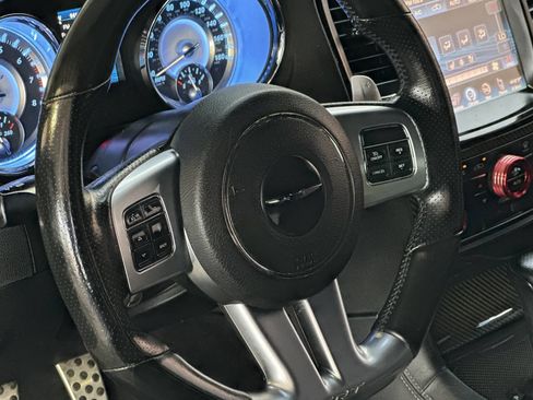 Used 2014 Chrysler 300 SRT8 w/ Leather Interior Group RWD image 12