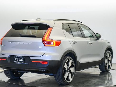 Certified 2023 Volvo XC40 Recharge Plus AWD/4WD image 5