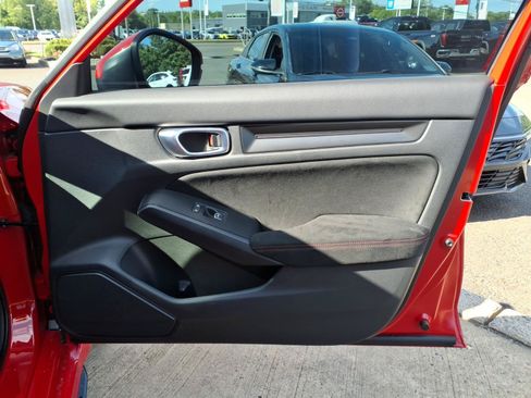 Used 2025 Honda Civic Type R image 29