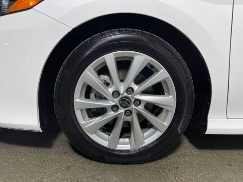 Certified 2022 Toyota Camry LE image 11