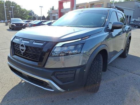 Certified 2025 Nissan Pathfinder Rock Creek AWD/4WD image 18