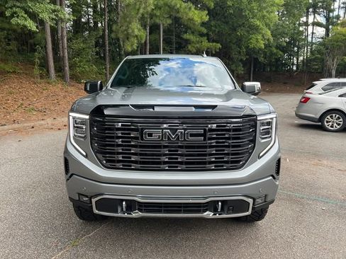 Used 2026 GMC Sierra 1500 Denali Ultimate w/ LPO, Black Badging Package AWD/4WD image 2