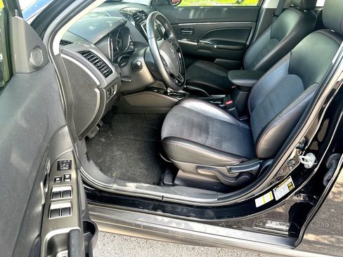 Used 2024 Mitsubishi Outlander Sport ES AWD/4WD image 11