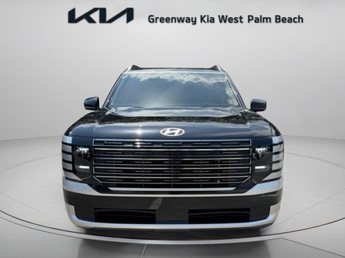 Used 2026 Hyundai Palisade Calligraphy FWD image 2