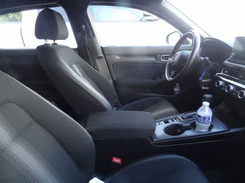 Used 2025 Honda Civic Sport image 10