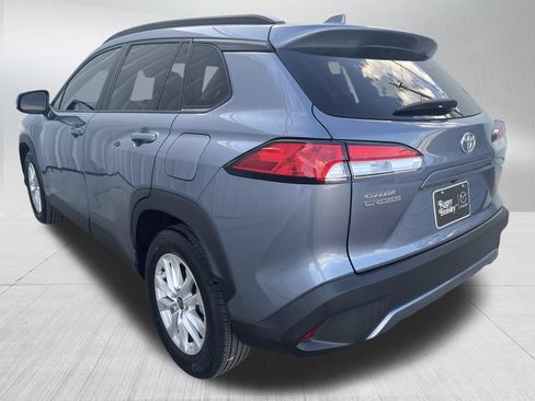 Used 2023 Toyota Corolla Cross LE FWD image 6