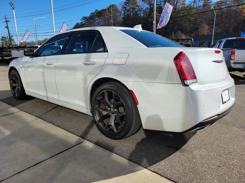 Used 2021 Chrysler 300 S image 7